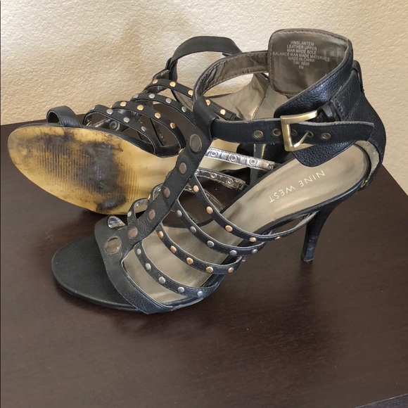 Black 3 inch High Heels - Picture 2 of 3